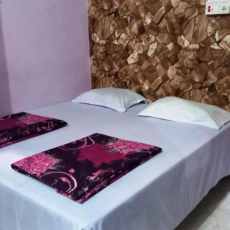 Mother Hostel Varanasi Bagian luar foto