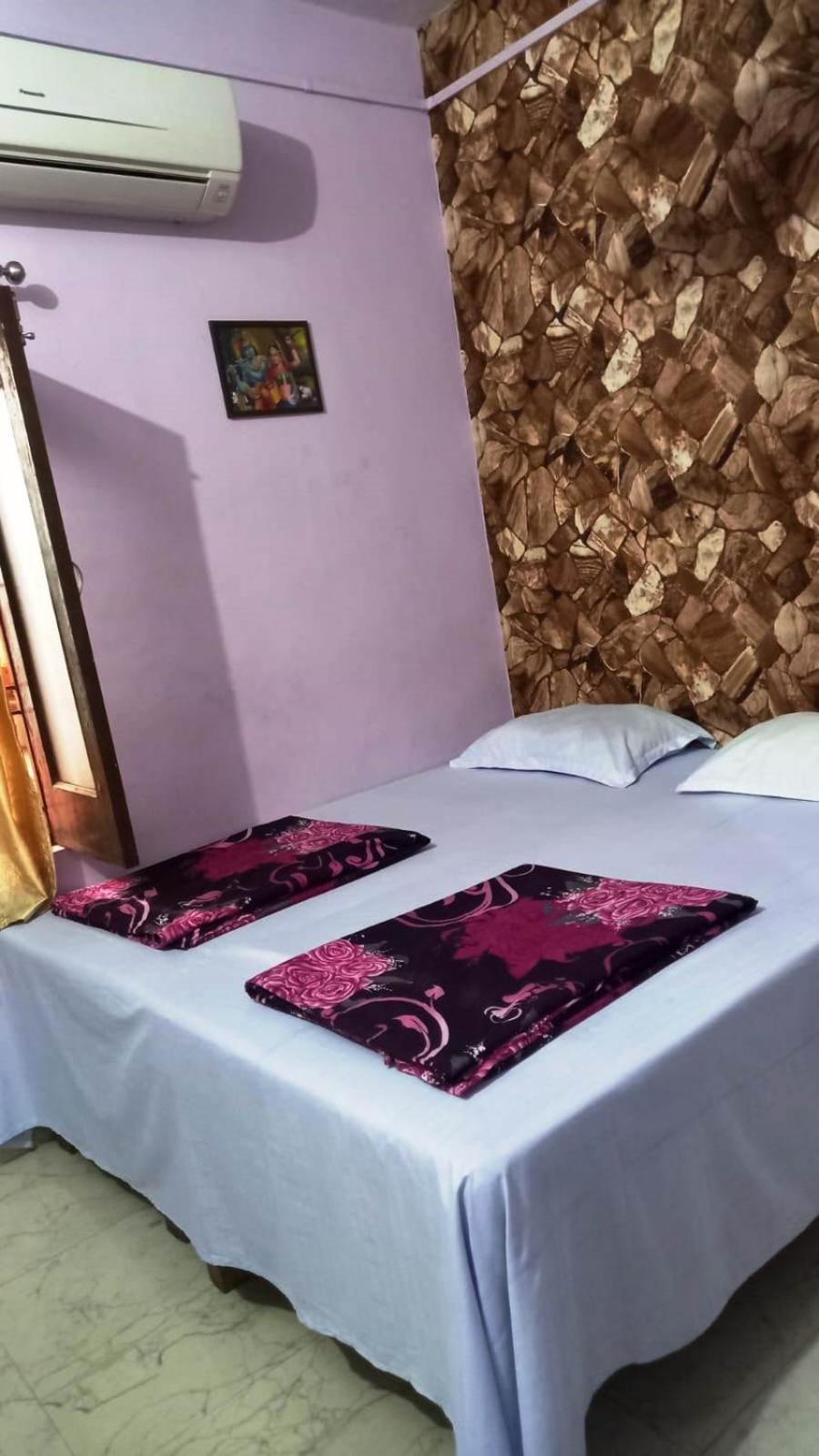 Mother Hostel Varanasi Bagian luar foto
