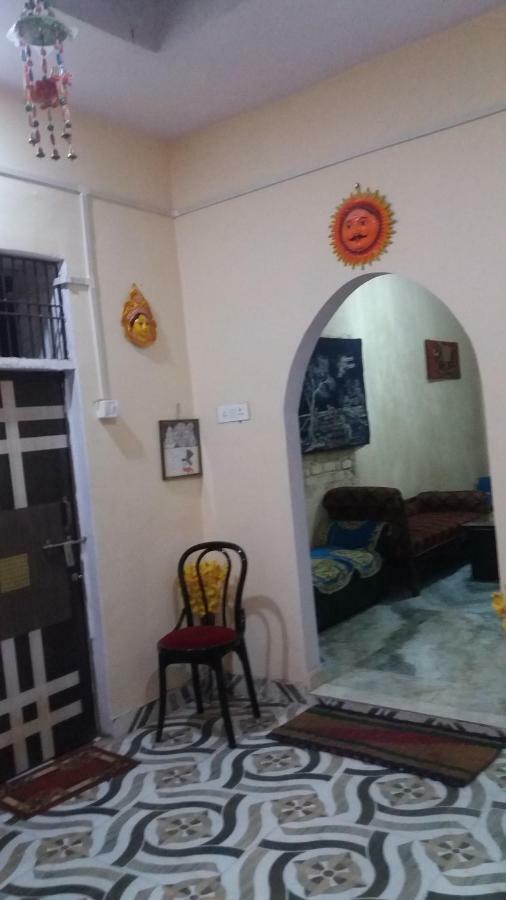 Mother Hostel Varanasi Bagian luar foto